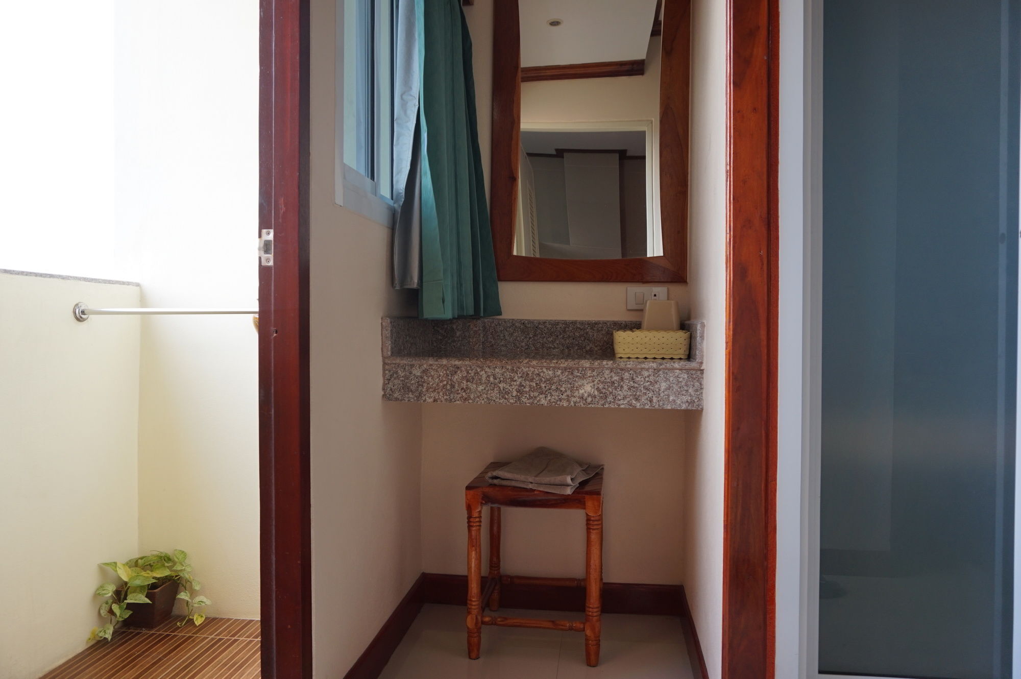 Np Residence Nakhon Phanom Exteriör bild
