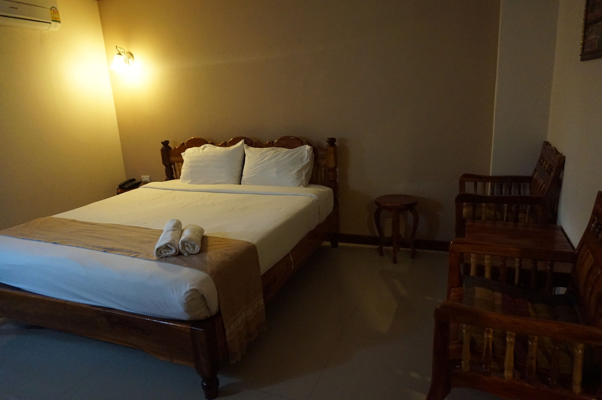Np Residence Nakhon Phanom Exteriör bild