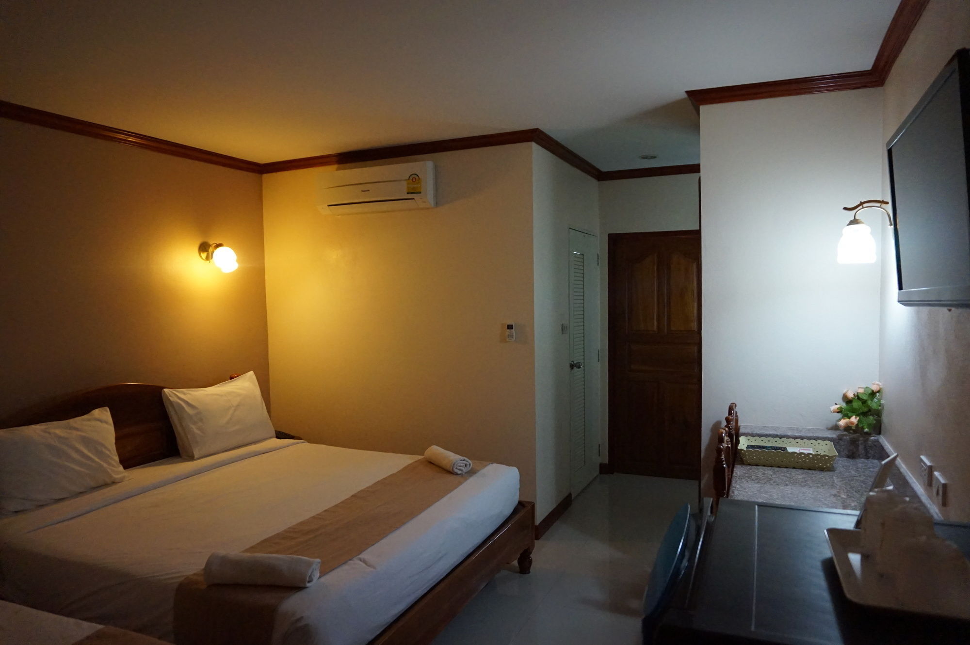 Np Residence Nakhon Phanom Exteriör bild