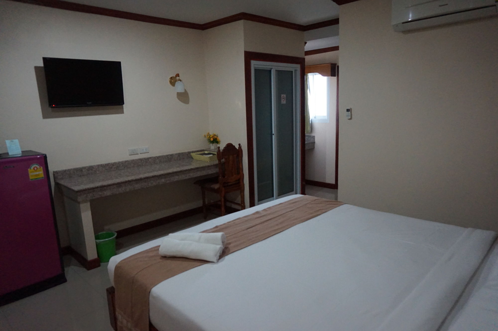 Np Residence Nakhon Phanom Exteriör bild